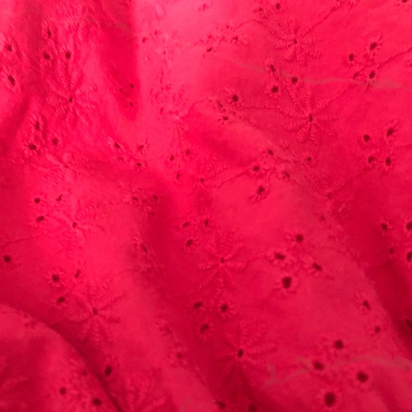 Off the Shoulder Garage Cropped Top - Picture 4 of 4